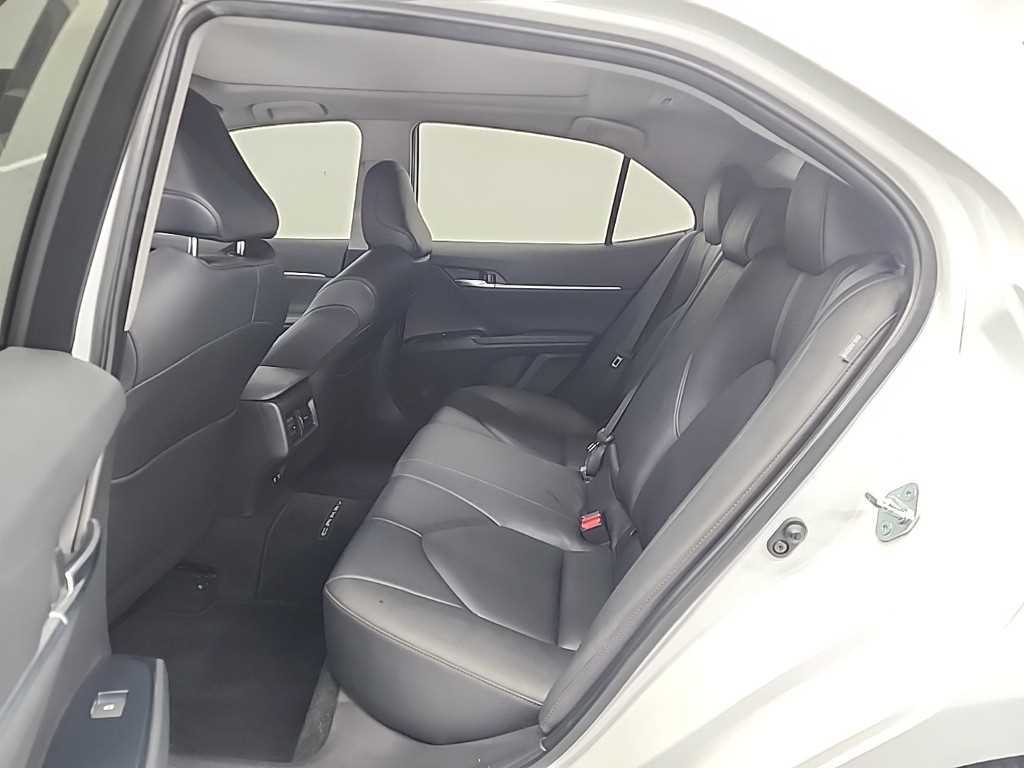 Toyota Camry - Vista 12