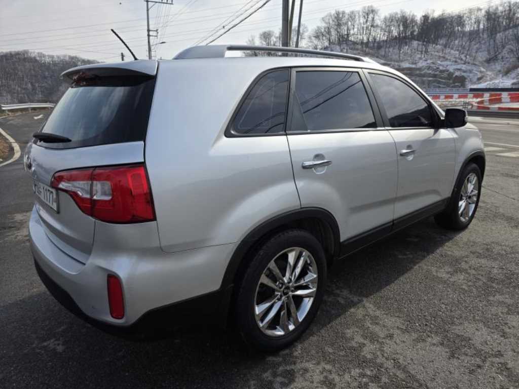 KIA Sorento - Vista 4