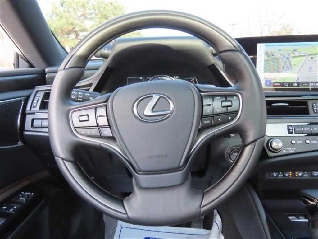 Lexus ES 2026 Blanco - Importación desde Corea - HF Imports Iquique - Foto 16