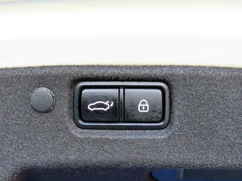 KIA K7 2017 Blanco - Importación desde Corea - HF Imports Iquique - Foto 16