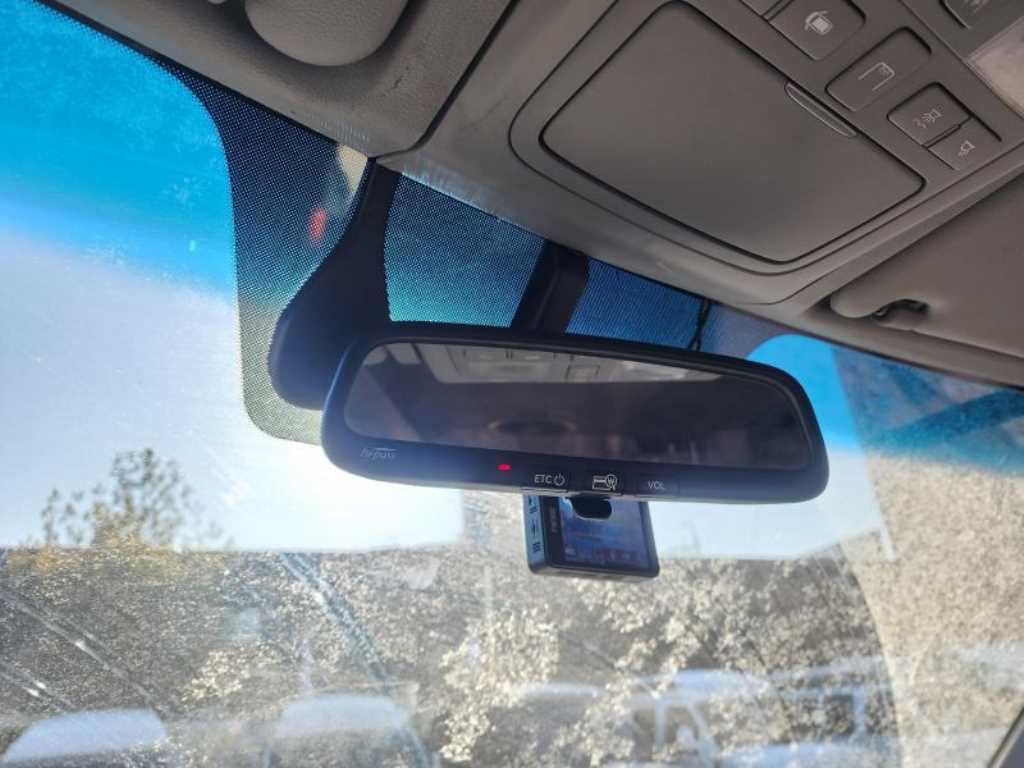 HYUNDAI Solati - Vista 11