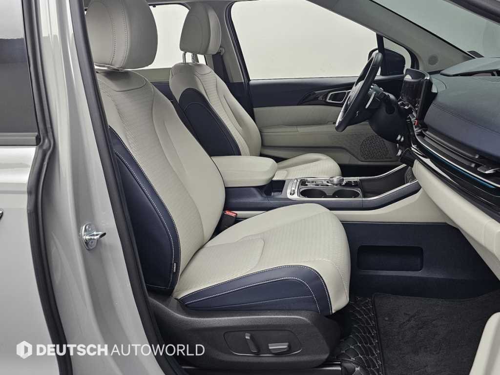 KIA Carnival - Vista 10