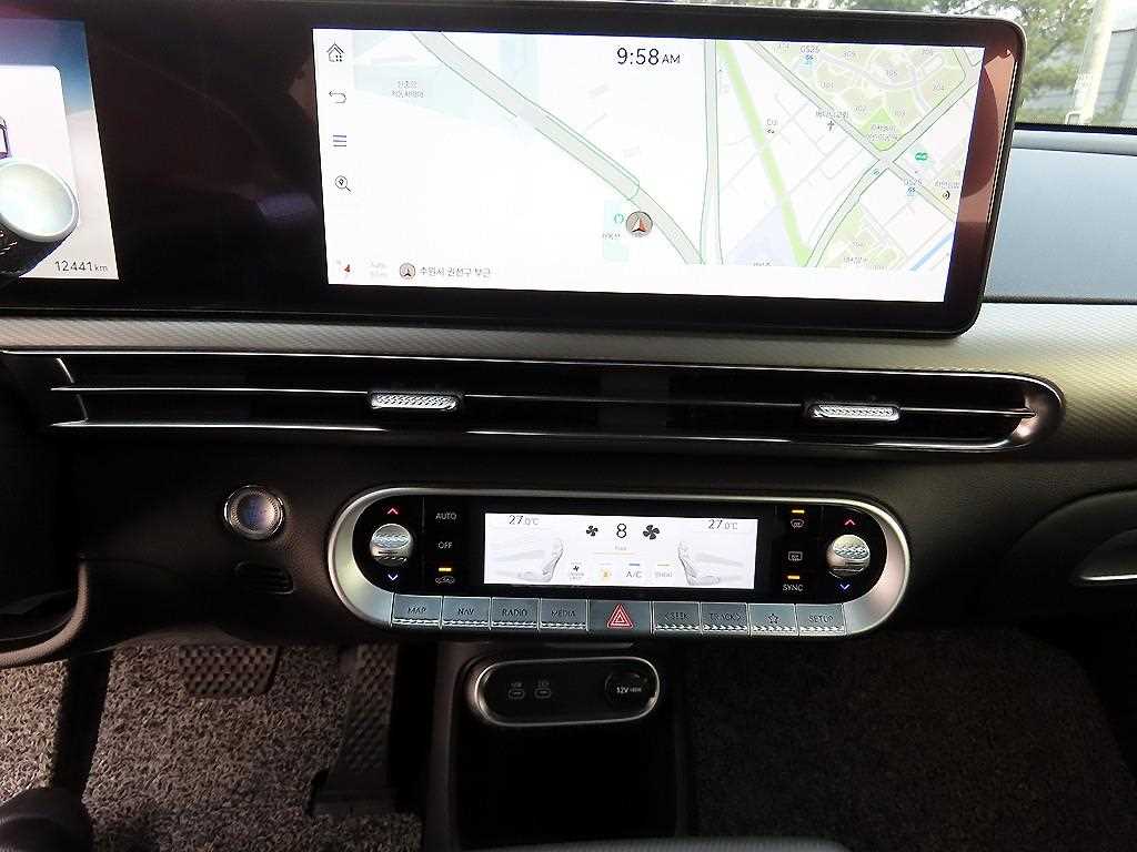 Genesis GV60 - Vista 12