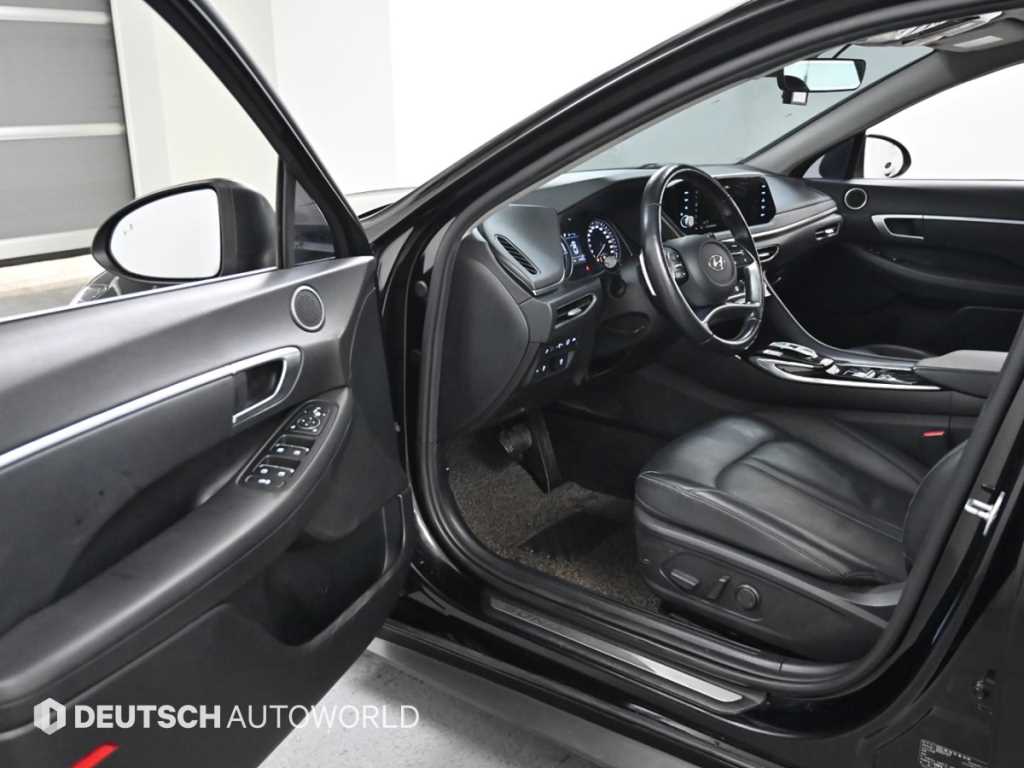 HYUNDAI Sonata - Vista 11