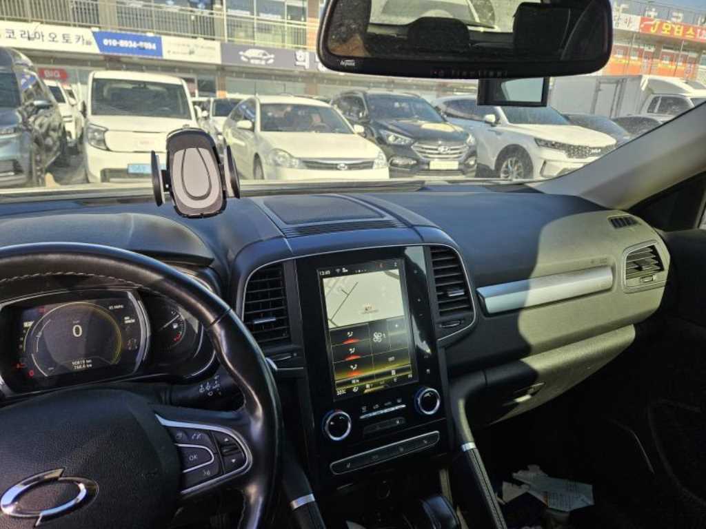 SAMSUNG QM6 - Vista 8