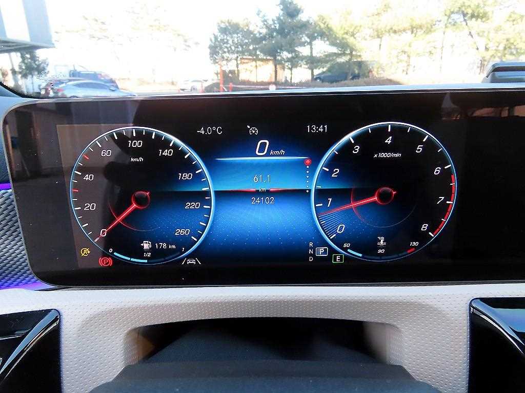 Mercedes Benz A Class - Vista 9