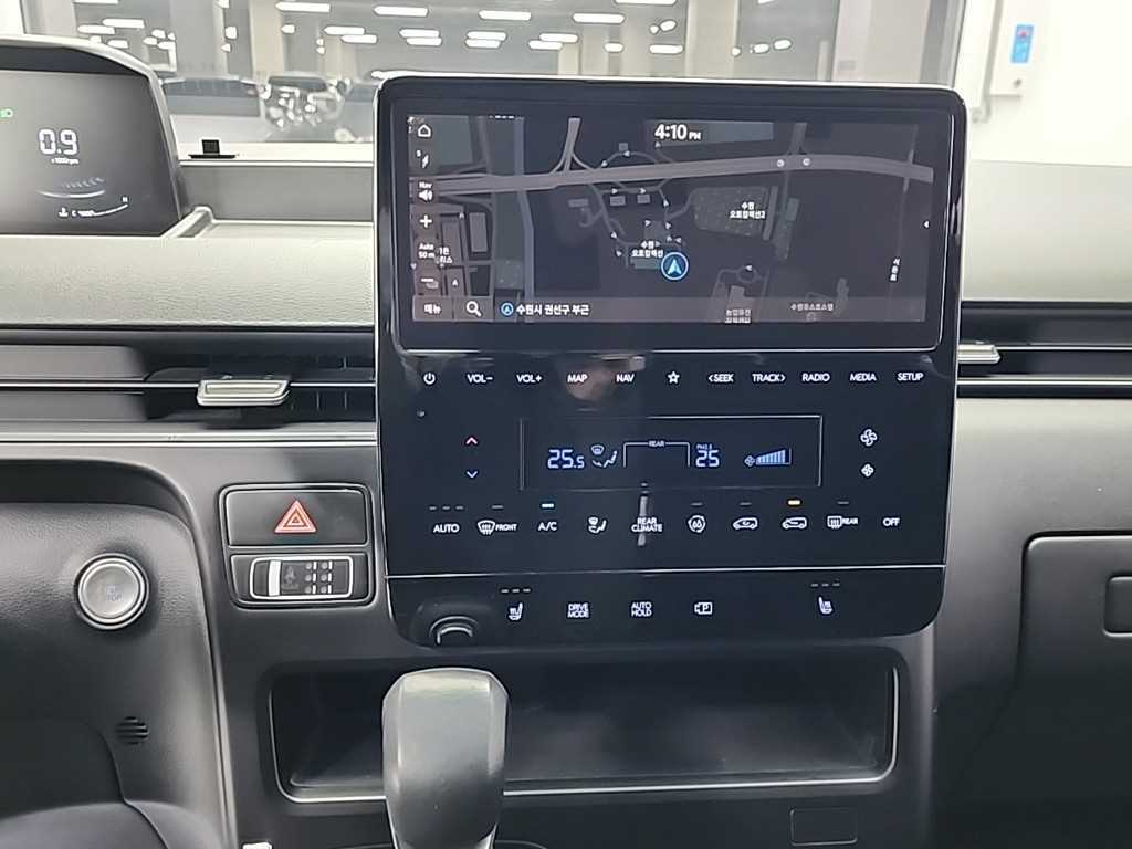 HYUNDAI Staria - Vista 10