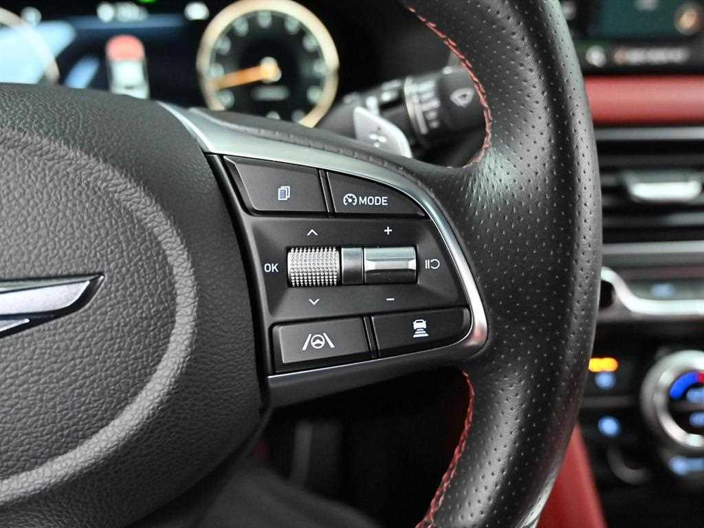 Genesis G70 - Vista 12