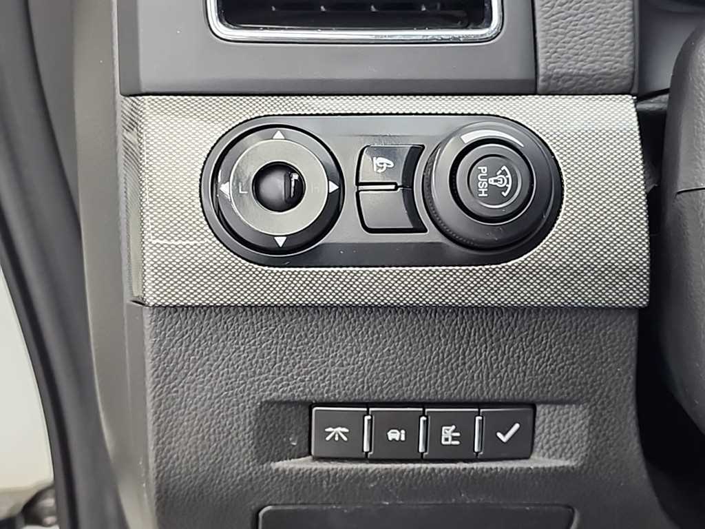 Chevrolet Captiva 2016 Blanco - Importación desde Corea - HF Imports Iquique - Foto 16