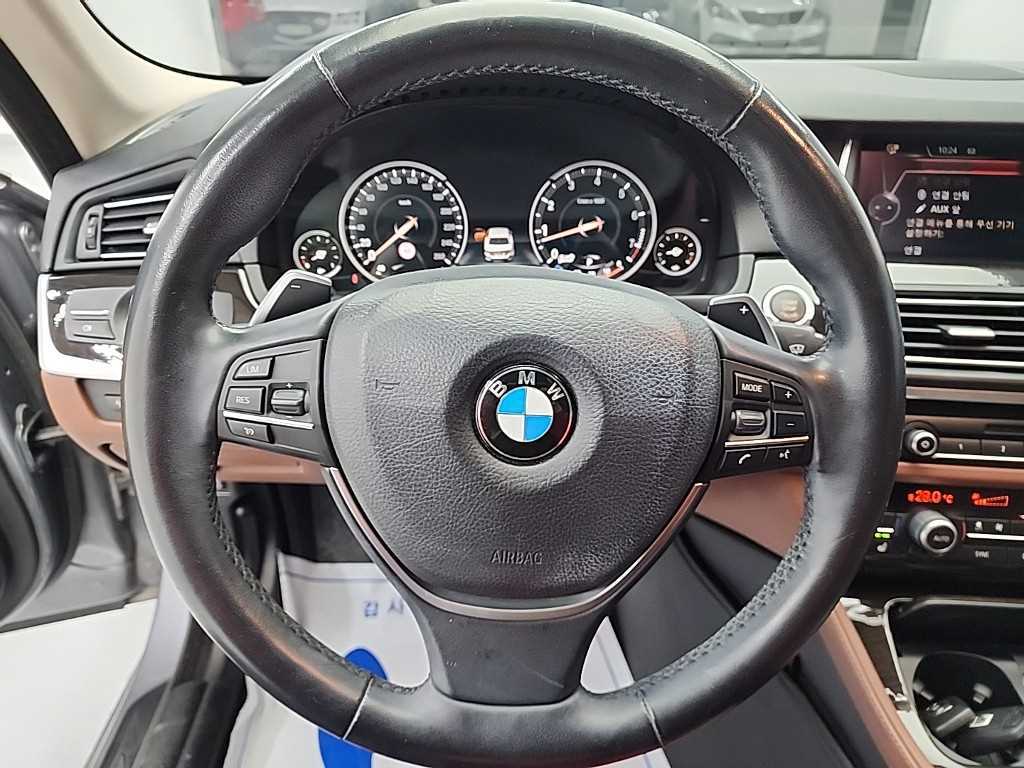 BMW 5 Series - Vista 9