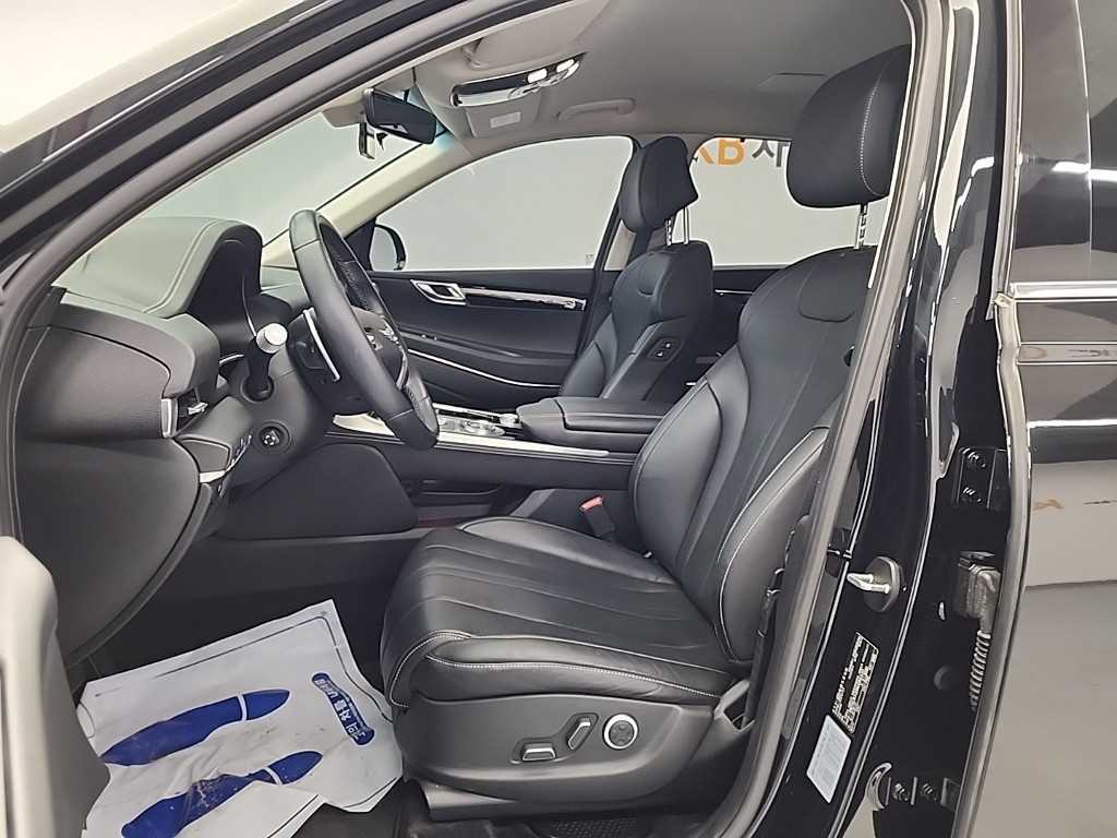 Genesis GV80 - Vista 11