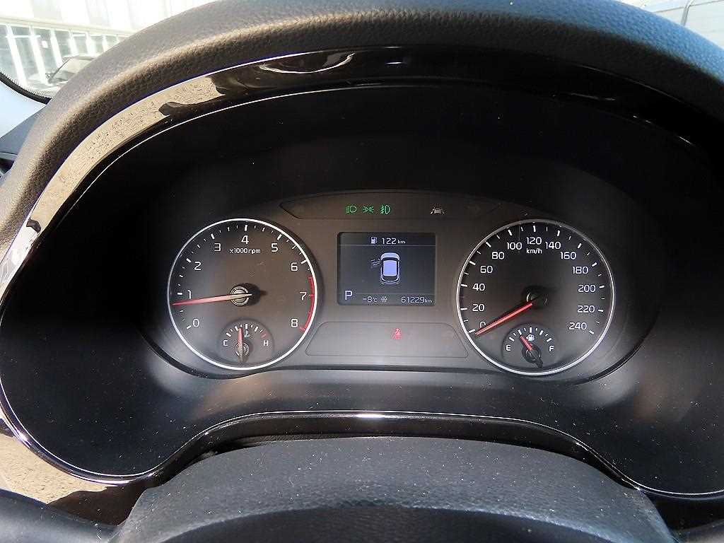 KIA Seltos - Vista 9