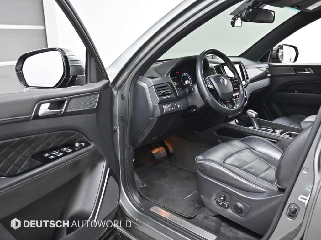 Ssangyong Rexton - Vista 11