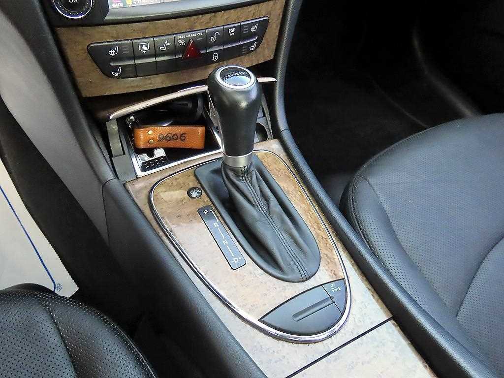 Mercedes Benz E class - Vista 10