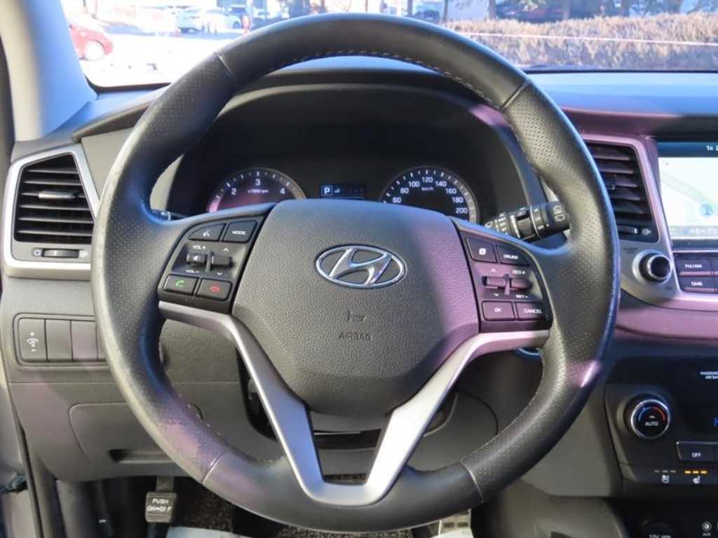 HYUNDAI Tucson - Vista 10