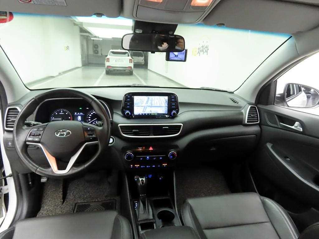 HYUNDAI Tucson - Vista 6