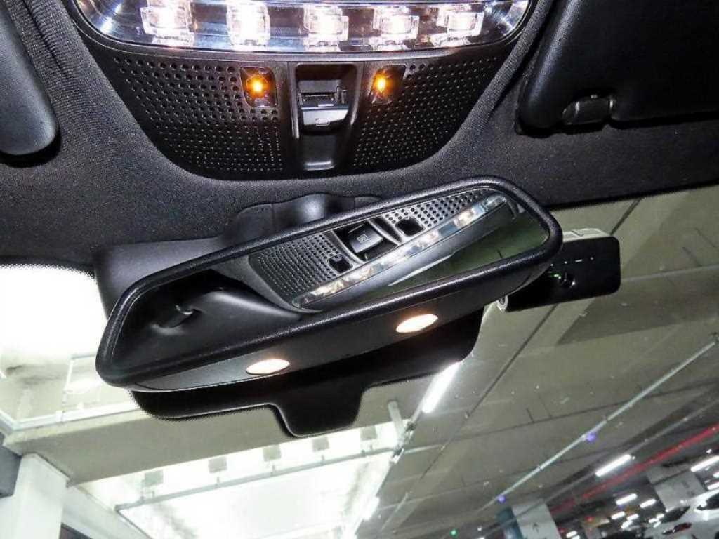 Mercedes Benz GLC Class 2017 Blanco - Importación desde Corea - HF Imports Iquique - Foto 13