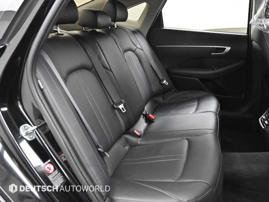 HYUNDAI Sonata - Vista 12