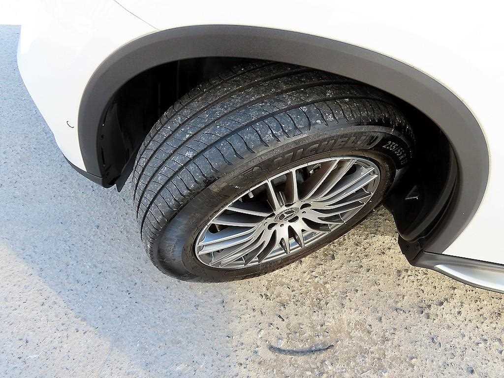 Mercedes Benz GLC Class 2023 Blanco - Importación desde Corea - HF Imports Iquique - Foto 20