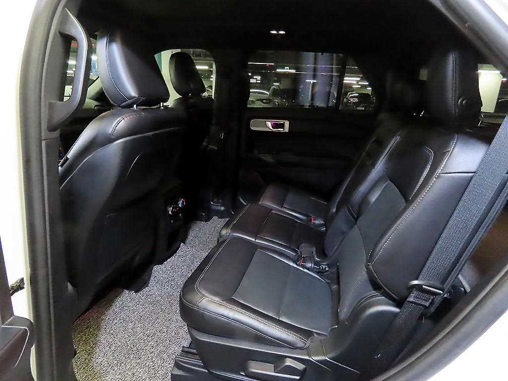 Ford Explorer - Vista 7