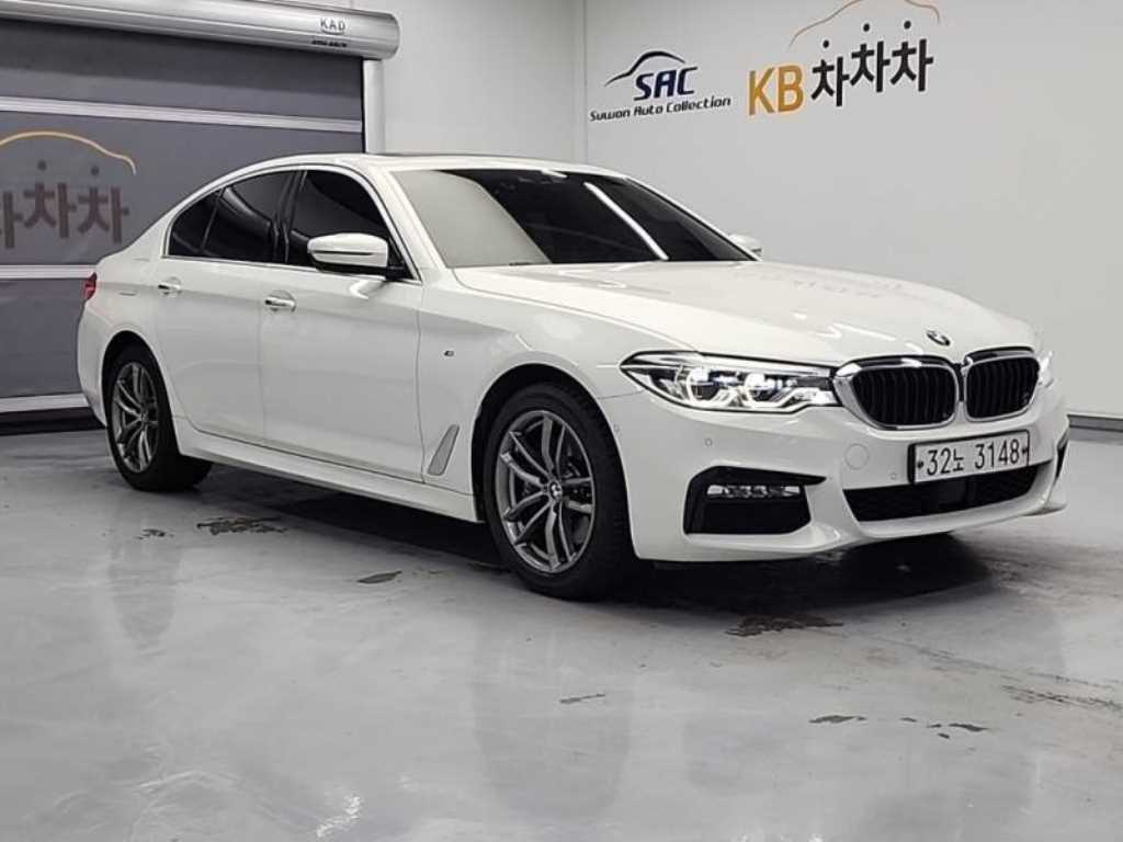 BMW 5 Series - Vista 4