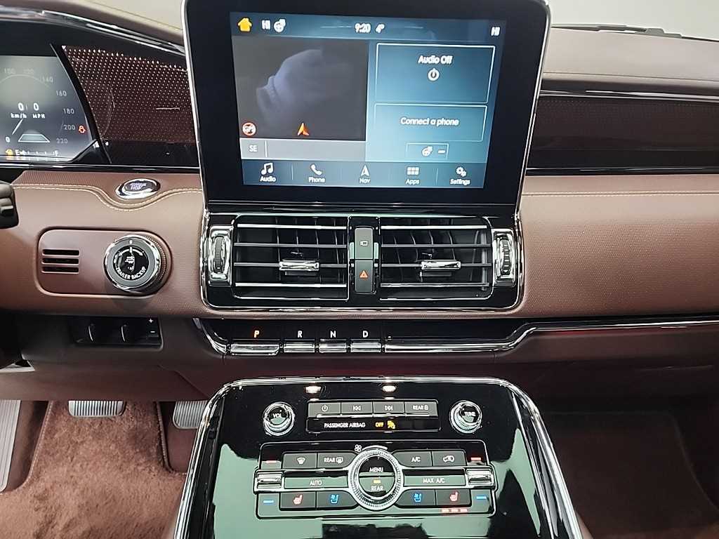 Lincoln Navigator - Vista 10