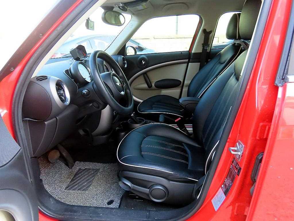 Mini Countryman - Vista 5