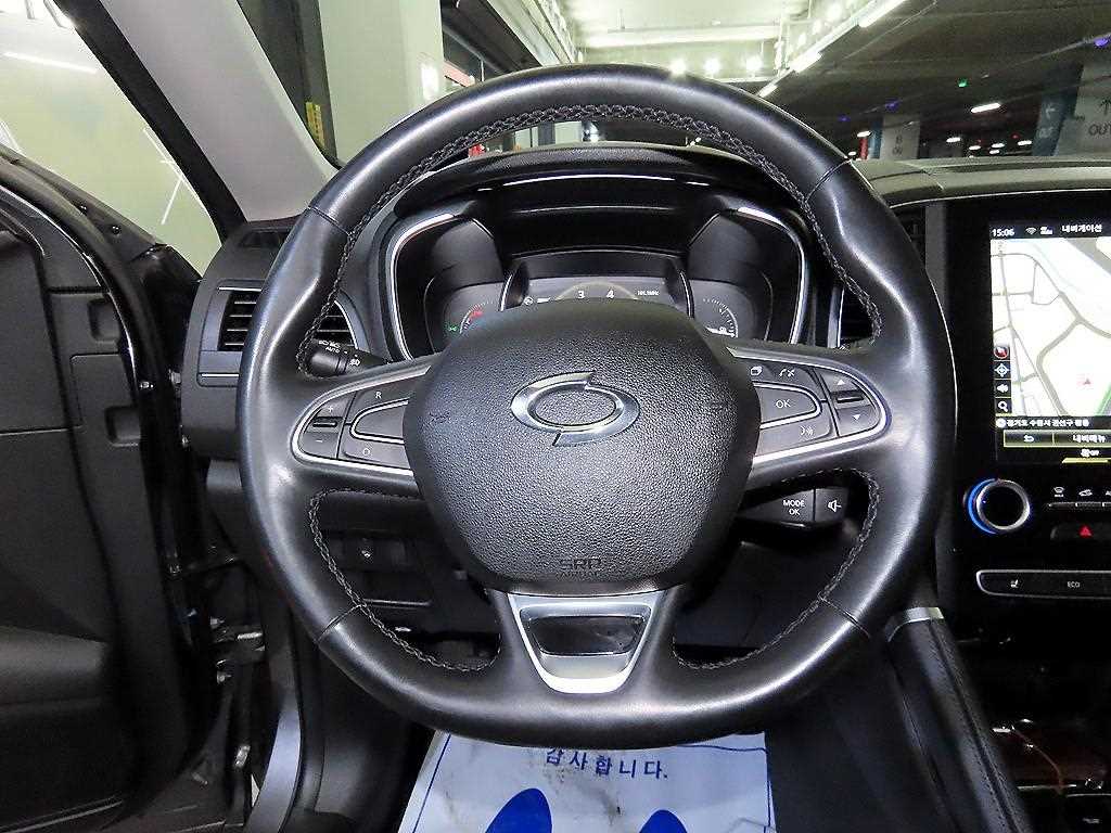 SAMSUNG QM6 - Vista 8