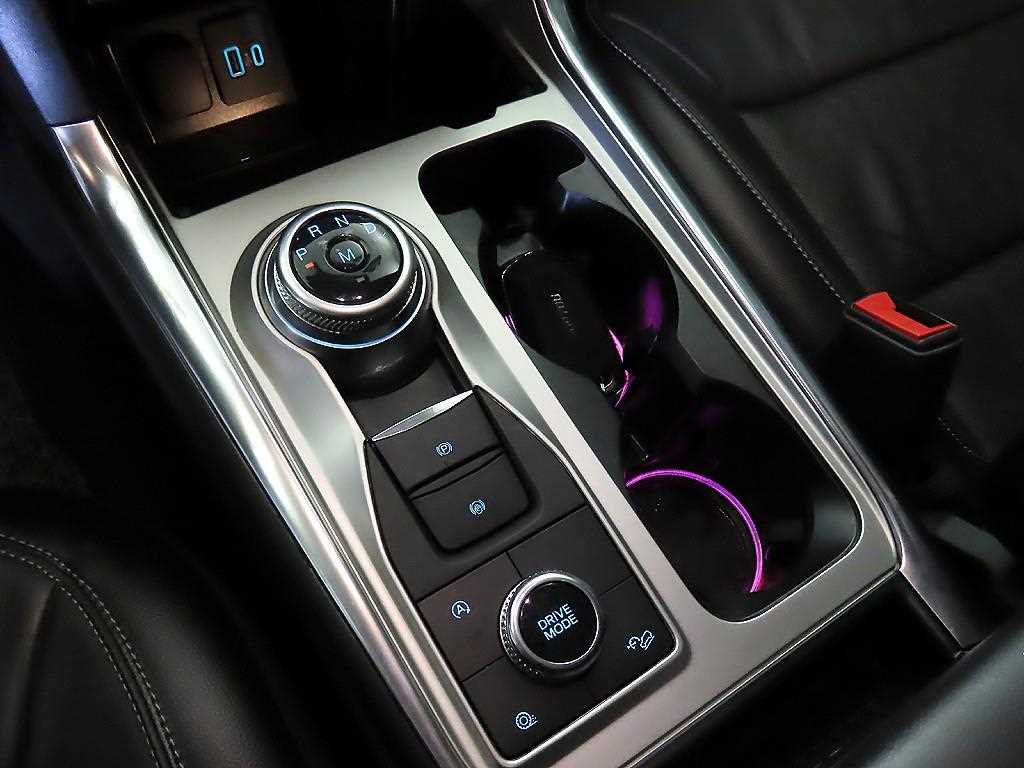 Ford Explorer - Vista 12