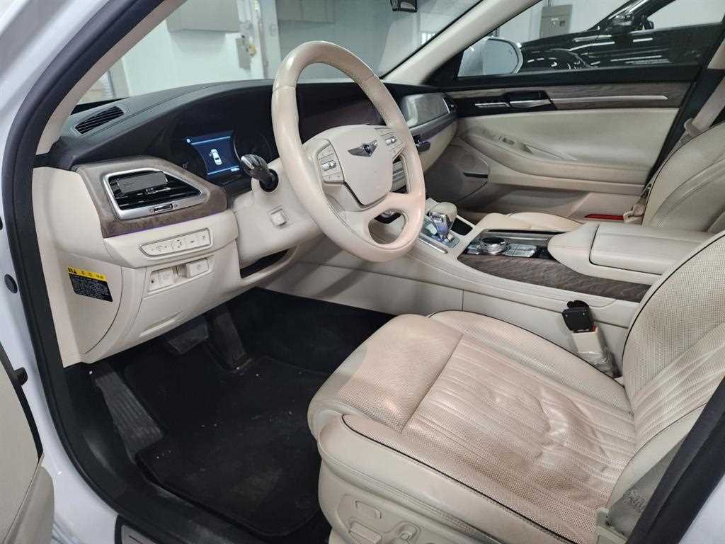 Genesis G90 - Vista 4