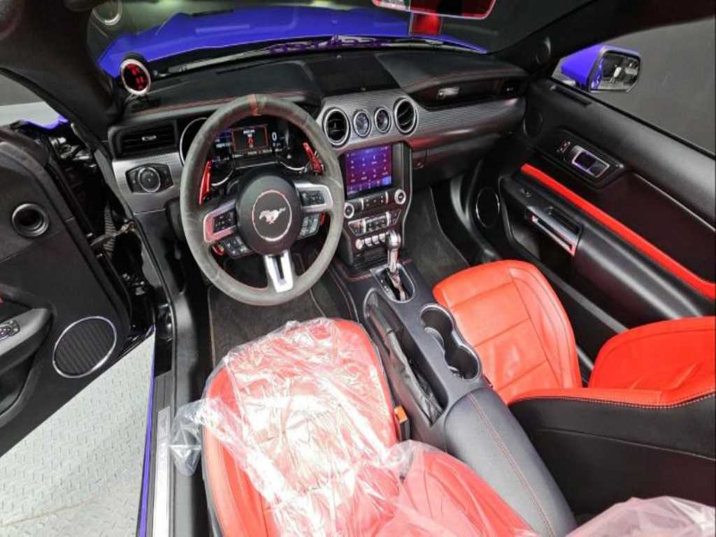 Ford Mustang - Vista 7