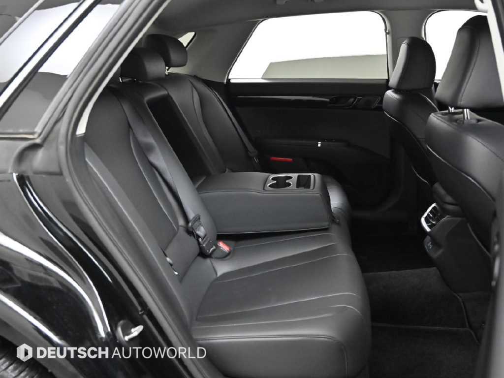 HYUNDAI Grandeur - Vista 12