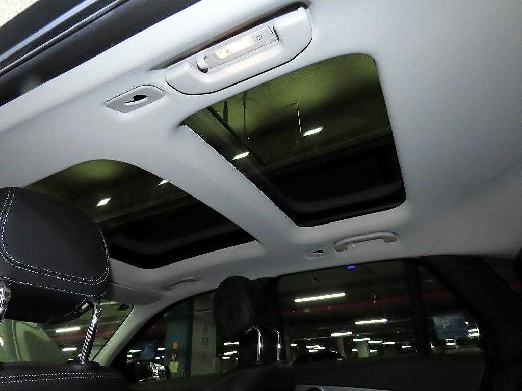 Mercedes Benz GLC Class 2019 Gris - Importación desde Corea - HF Imports Iquique - Foto 14