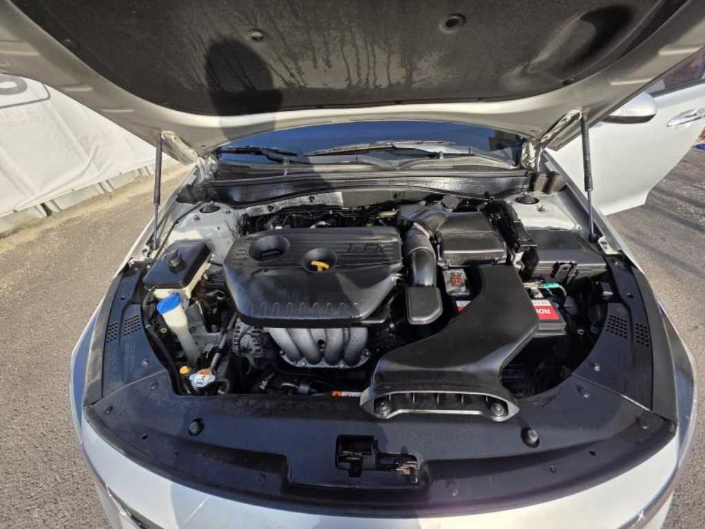 KIA K5 2016 Plateado - Importación desde Corea - HF Imports Iquique - Foto 17