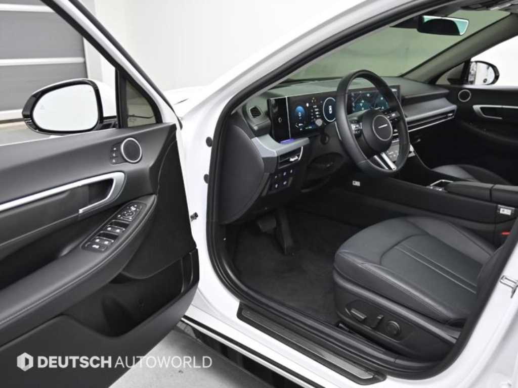 HYUNDAI Sonata - Vista 11