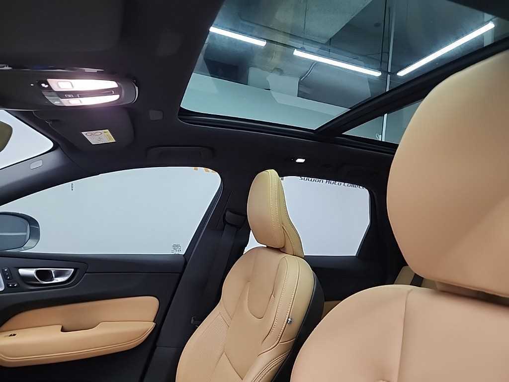 Volvo XC60 2023 skyblue - Importación desde Corea - HF Imports Iquique - Foto 14