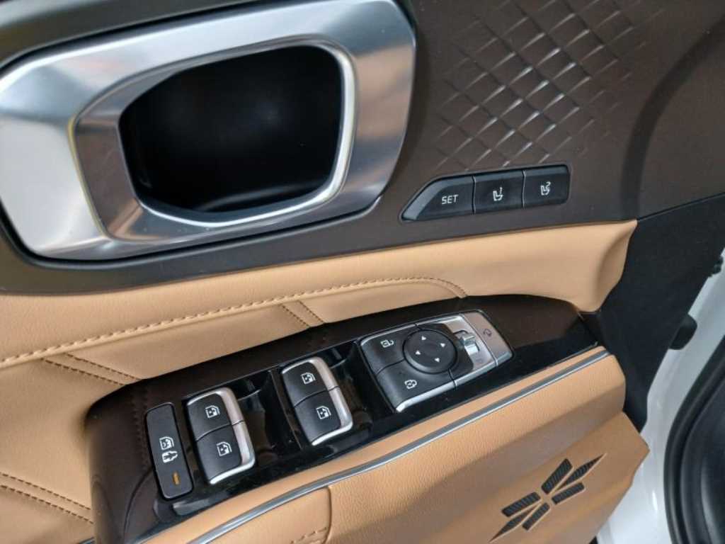 KIA Sorento - Vista 8