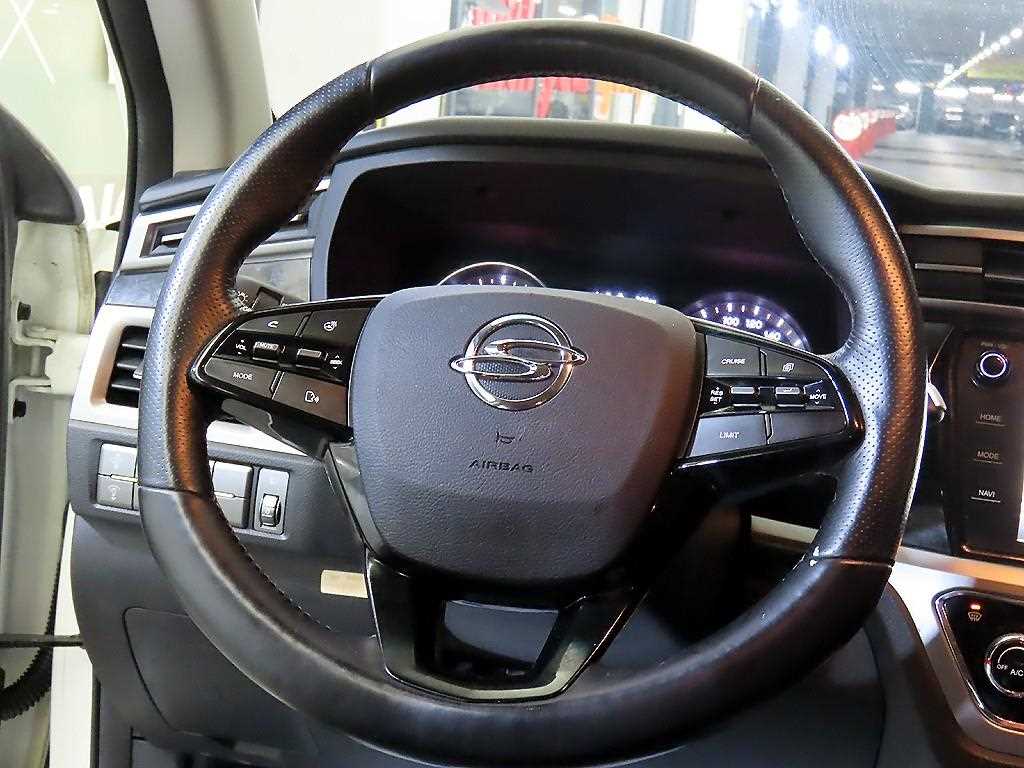 Ssangyong Korando - Vista 8