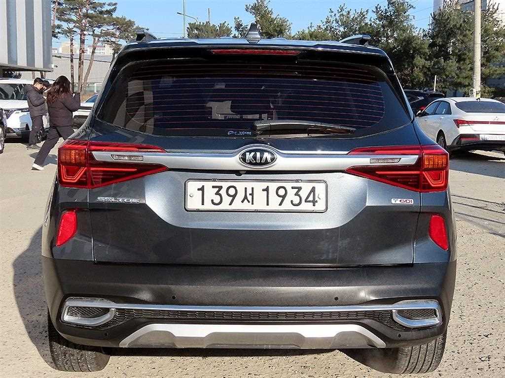 KIA Seltos - Vista 4