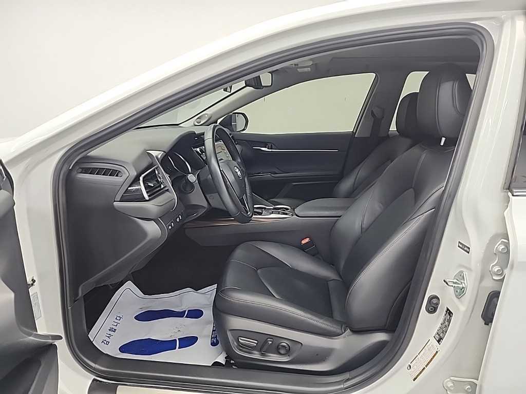 Toyota Camry - Vista 11