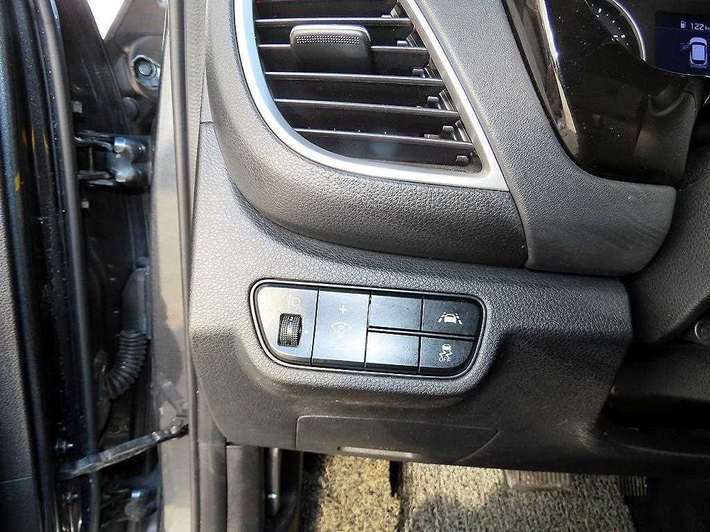 KIA Seltos - Vista 12