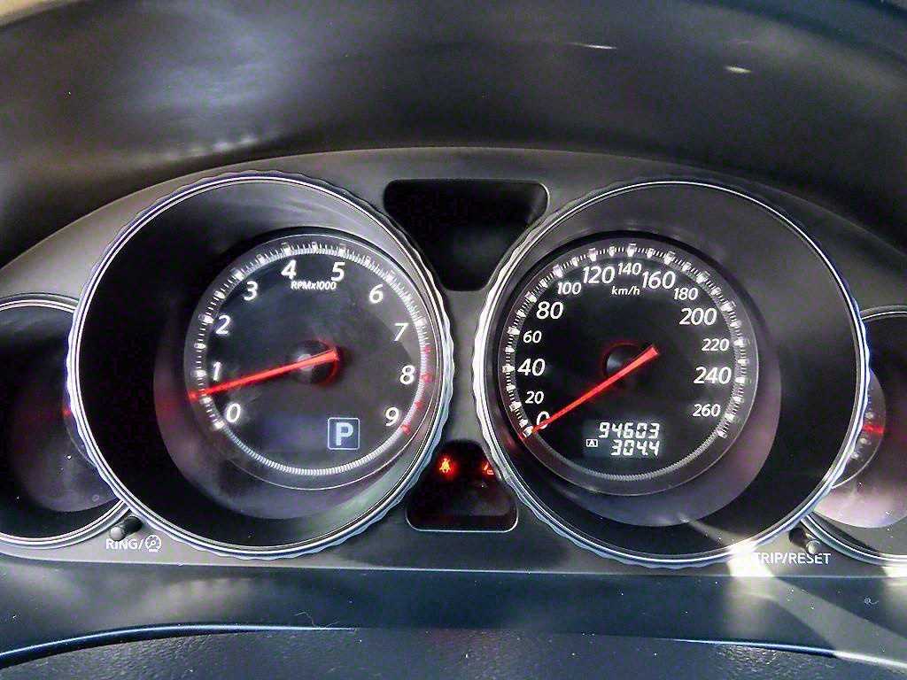 Infiniti M - Vista 9