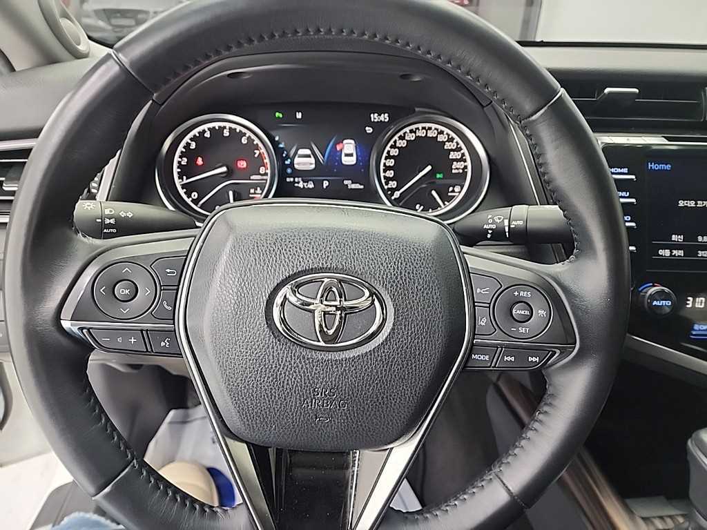 Toyota Camry - Vista 9