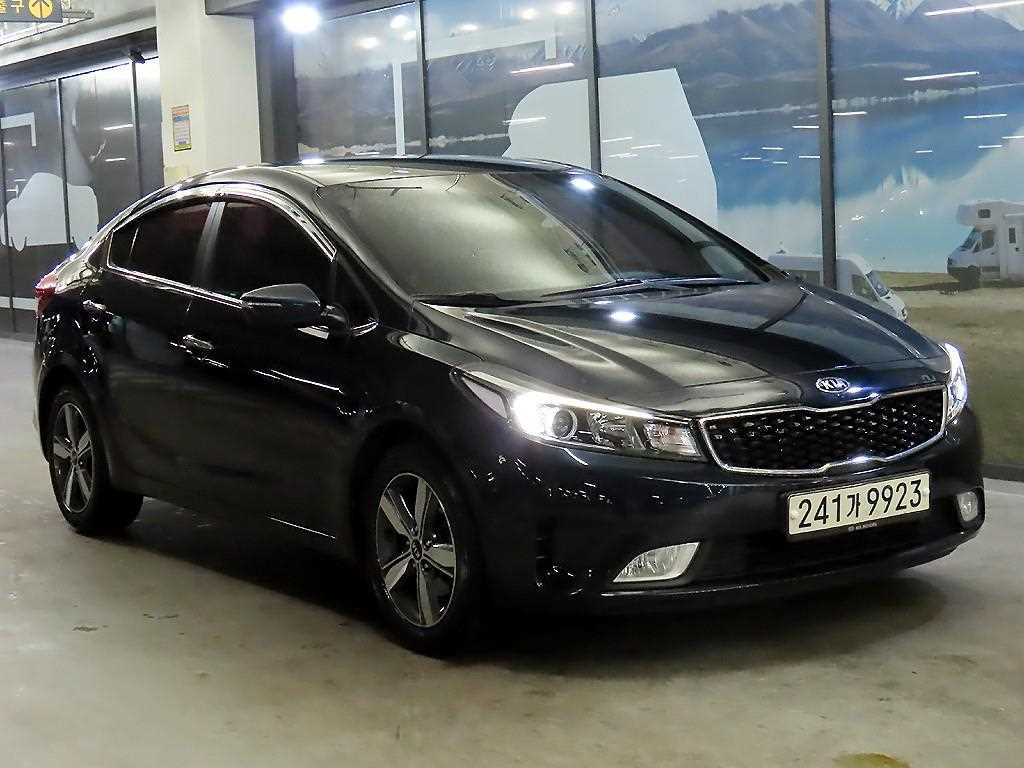 KIA K3 2018 - Importación desde Corea - HF Imports Iquique - Foto 1