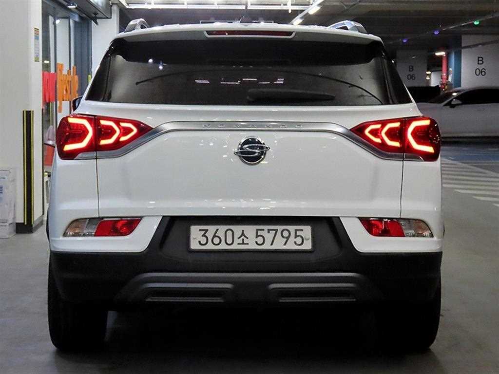 Ssangyong Korando - Vista 5