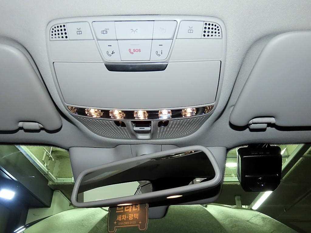 Mercedes Benz GLC Class 2019 Gris - Importación desde Corea - HF Imports Iquique - Foto 13