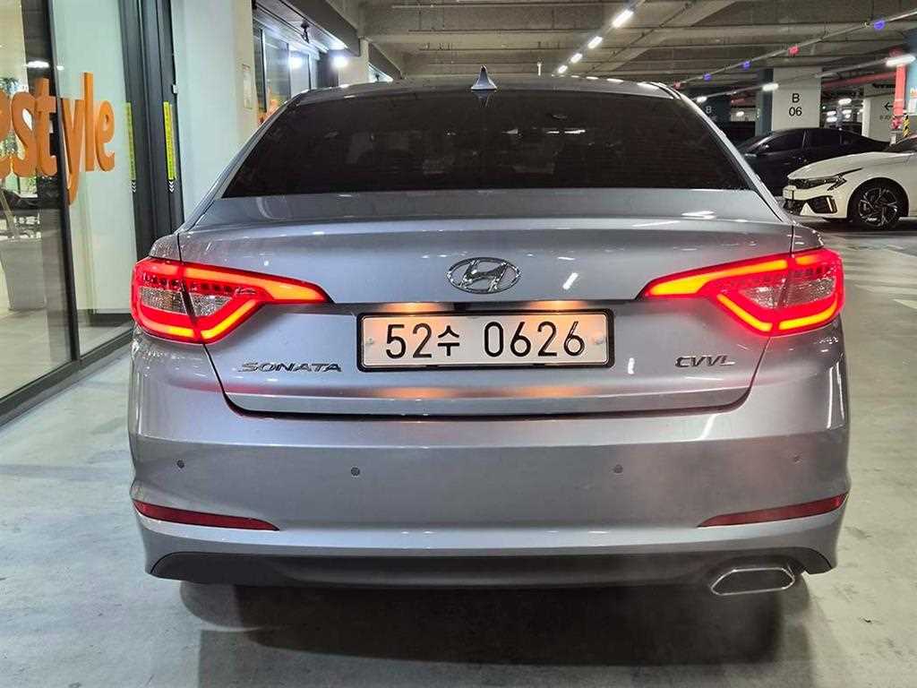 HYUNDAI Sonata - Vista 5