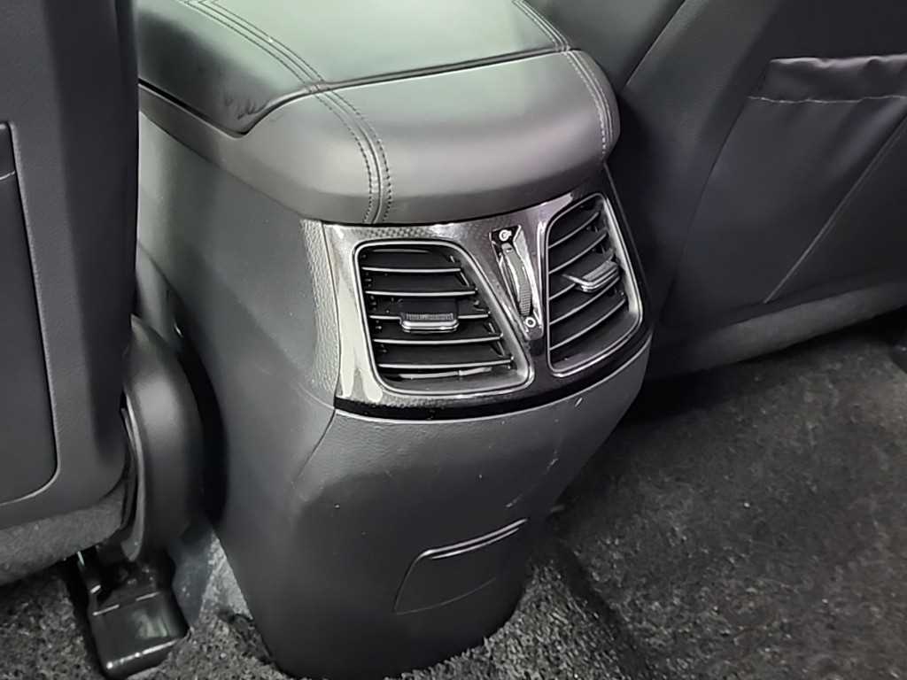 HYUNDAI Grandeur 2016 Negro - Importación desde Corea - HF Imports Iquique - Foto 13