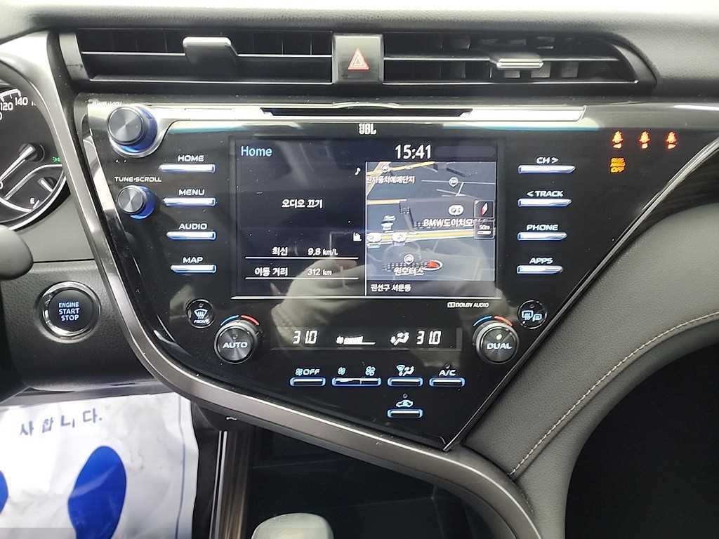 Toyota Camry - Vista 10