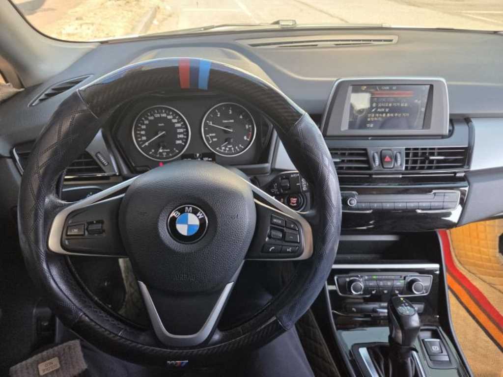 BMW 2 series - Vista 4